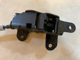 BMW BMW X5 E70 E70 LCI OEM Tailgate Boot Lid Lock Mechanism 51247162147 RH — thumbnail 9