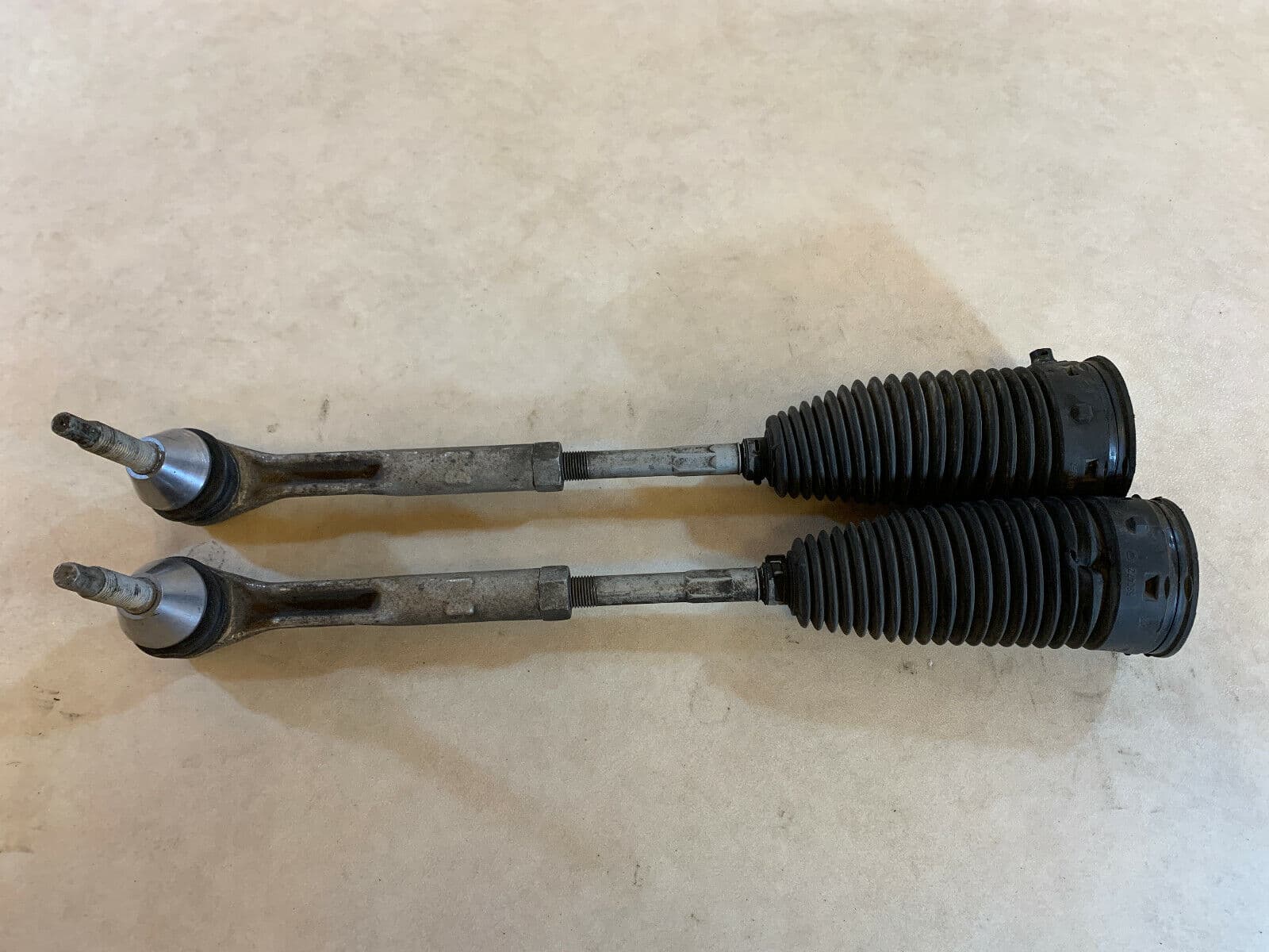 MERCEDES-BENZ Mercedes S W217 C217 W222 C222 GENUINE Steering Rack Tie Rod Bellow Set