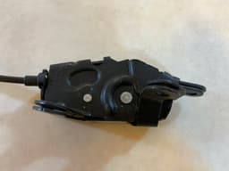 BMW BMW X5 E70 E70 LCI OEM Tailgate Boot Lid Lock Mechanism RH 51247162147 — thumbnail 4