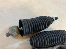 MERCEDES-BENZ Mercedes GLE W166 W292 GENUINE Steering Rack Tie Rod Bellow Set — thumbnail 3