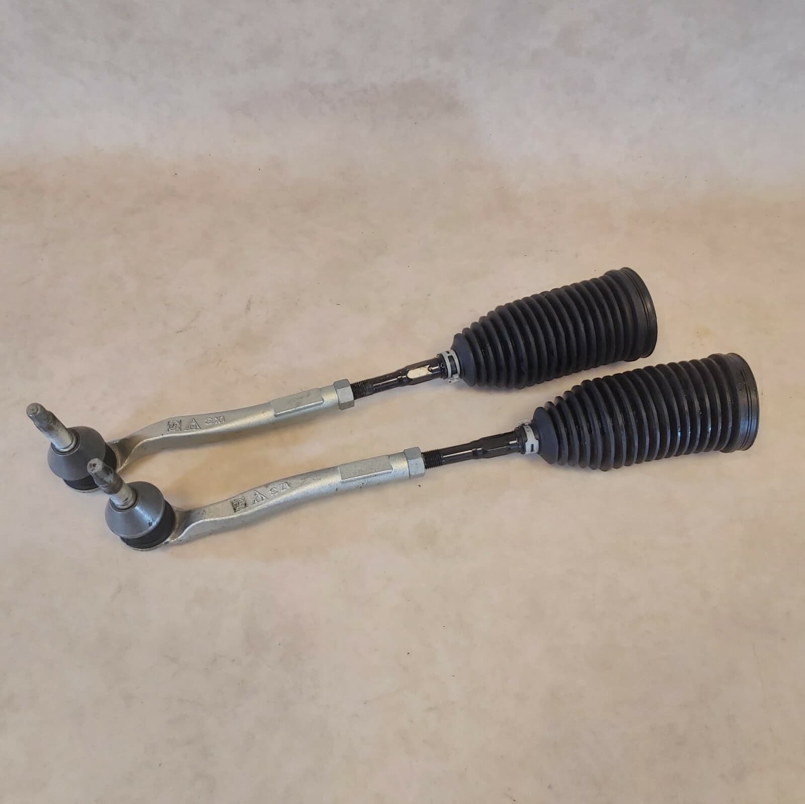 MERCEDES-BENZ Mercedes C E W205 C205 W213 C213 GENUINE Steering Rack Tie Rod Bellow Set
