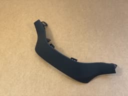 BMW BMW 5 6 7 8 X3 X4 X5 X6 X7 G05 G06 G07 LCI OEM M Steering Wheel Top Trim Cover — thumbnail 4