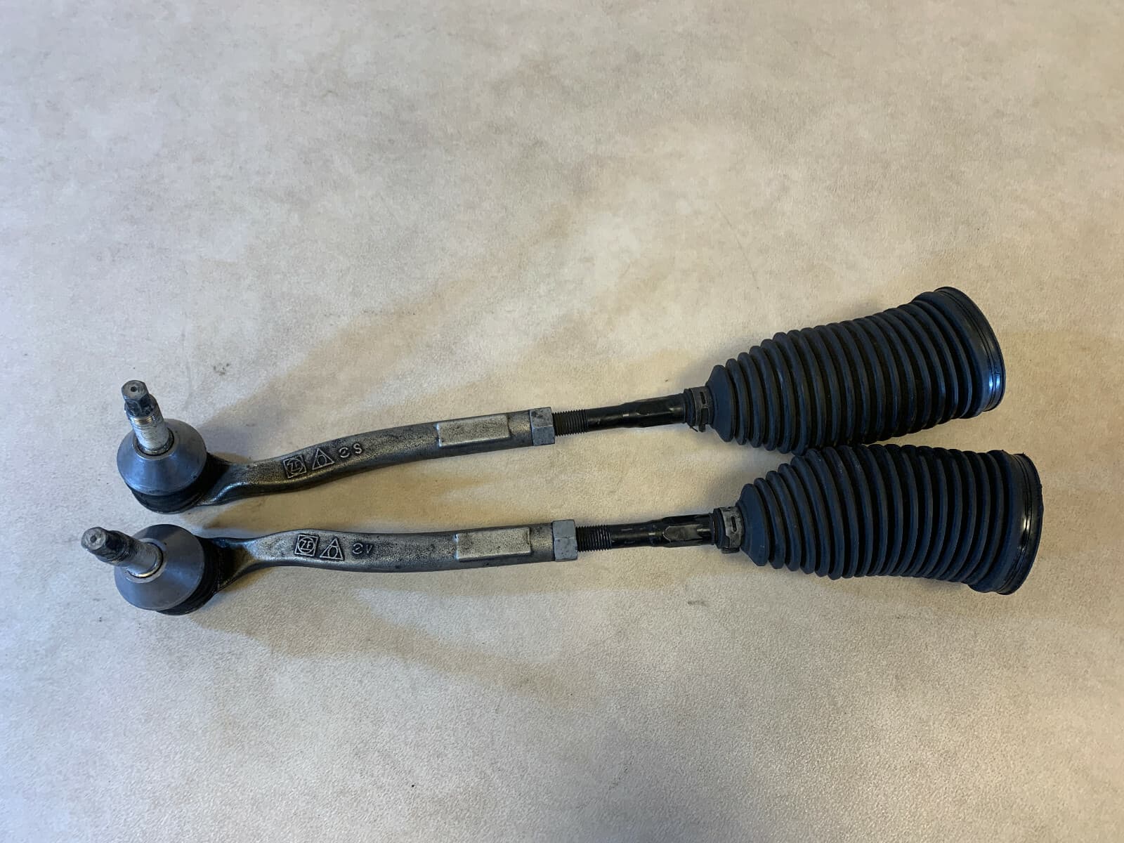 MERCEDES-BENZ Mercedes C E W205 C205 W213 C213 GENUINE Steering Rack Tie Rod Bellow Set