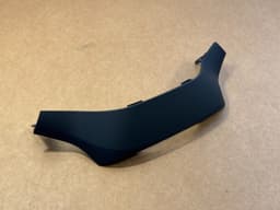 BMW BMW 5 6 7 8 X3 X4 X5 X6 X7 G05 G06 G07 LCI OEM M Steering Wheel Top Cover Trim — thumbnail 3