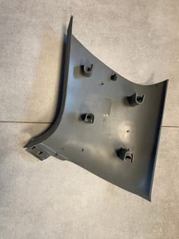 VW VW Touareg GENUINE Rear Left Side D Pillar Upper Trim Cover 7L6867245 — thumbnail 3