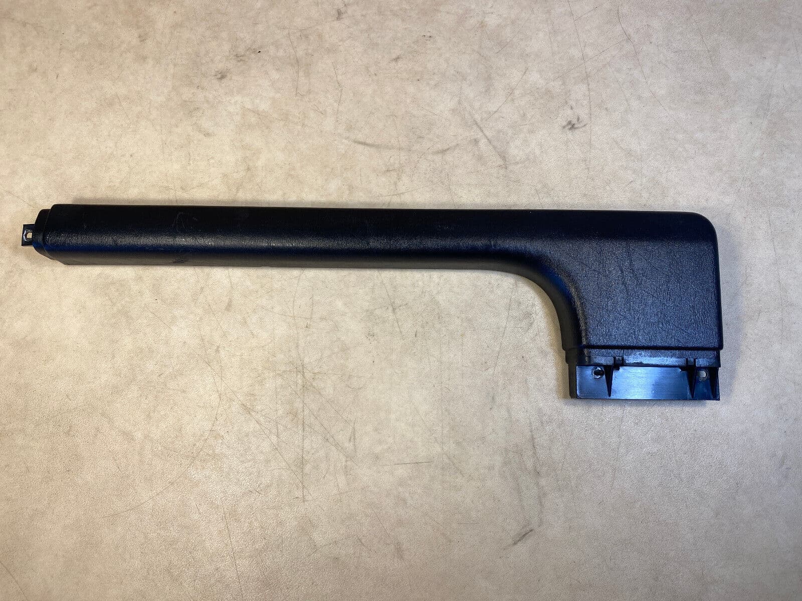 MERCEDES-BENZ Mercedes G class W463 GENUINE Trim Rear Door Right A4637470271