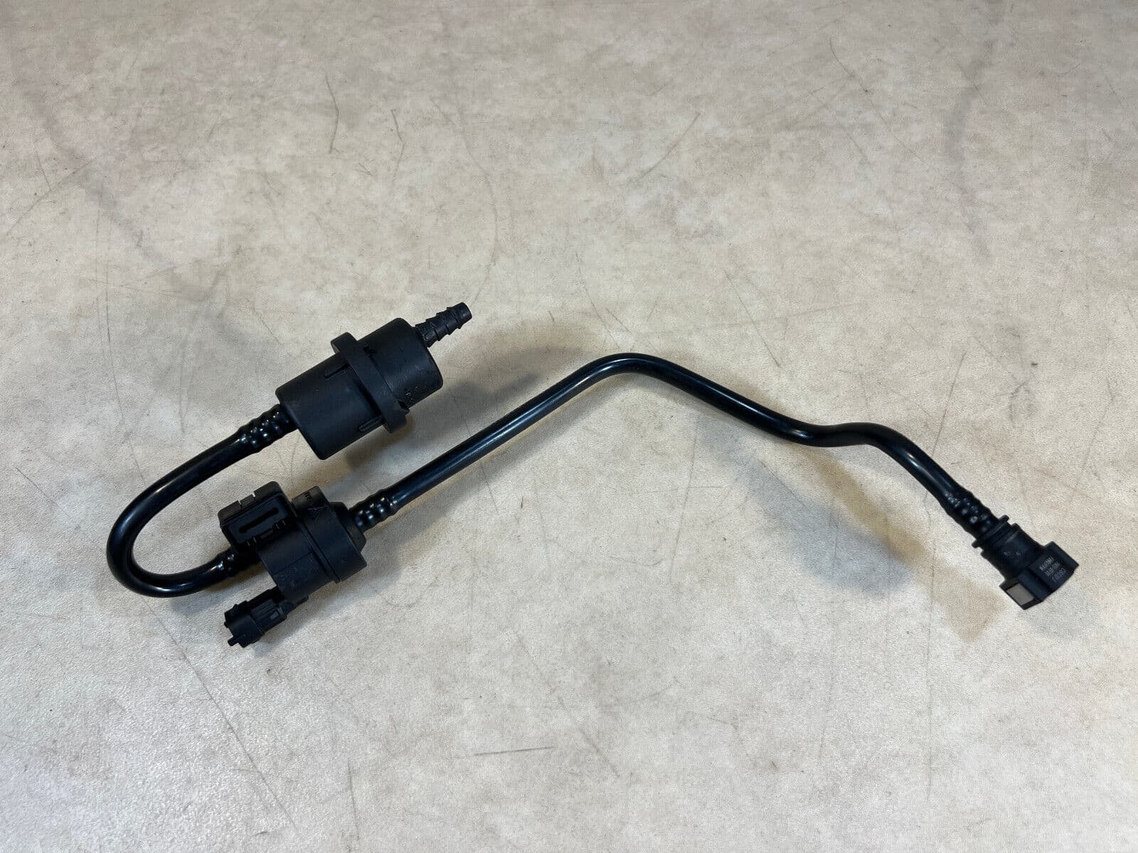 Porsche 911 991 Genuine Ventilation Line Hose with Pressure Regulator