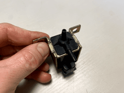 MERCEDES-BENZ Mercedes SL S G class W129 W140 W463 GENUINE Vacum Solenoid Valve A0015408697 — thumbnail 10