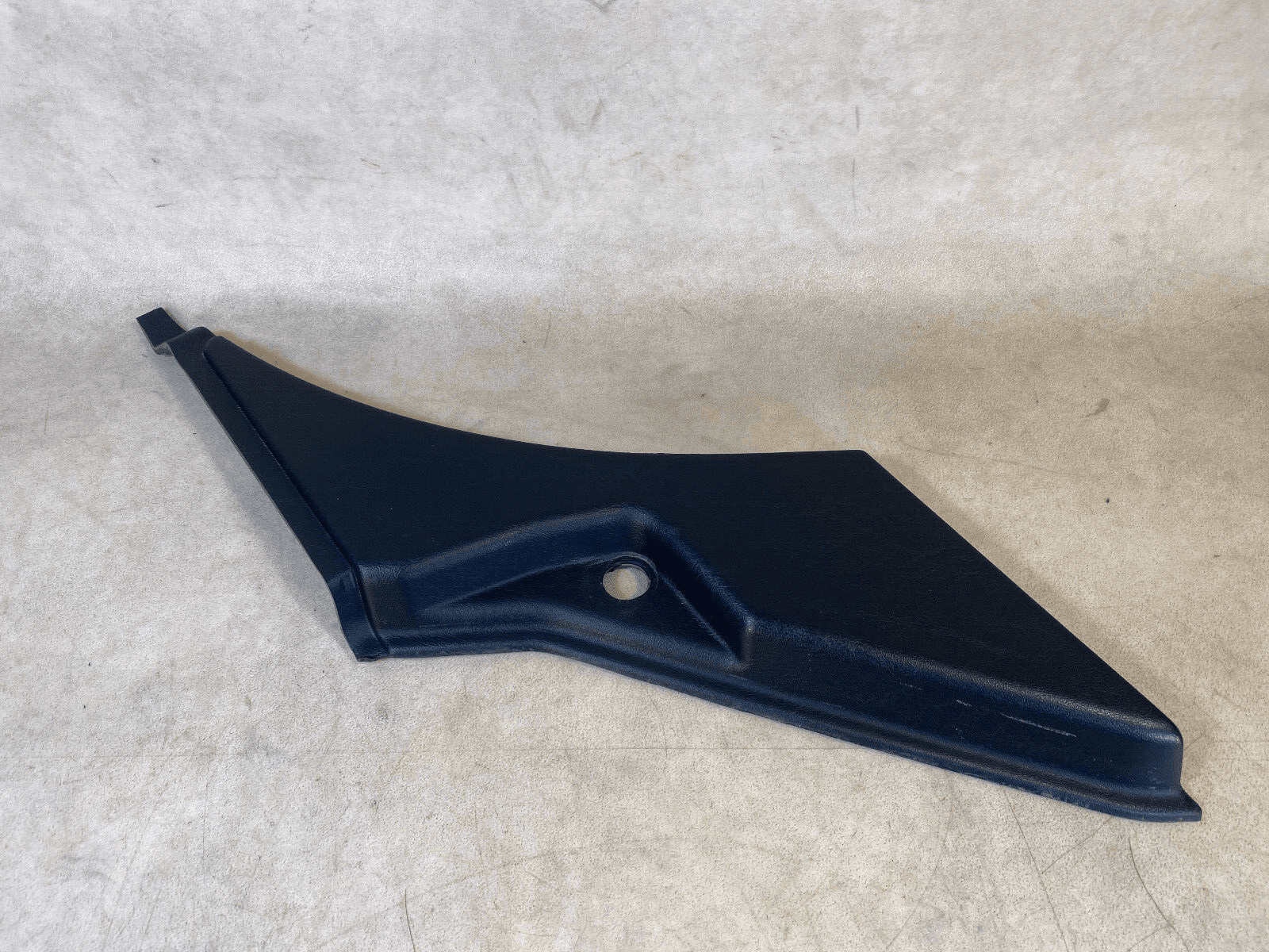 MERCEDES-BENZ Mercedes G class W463 GENUINE RIGHT Lining Bottom Black Trim Panel A4636923501