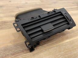 BMW BMW 5 E60 E61 LCI GENUINE Front Left DASH VENT FRESH AIR GRILLE 64229112204 — thumbnail 2