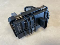 BMW BMW G30 G31 G11 G12 G05 G06 G07 5.0d M550dX GENUINE NEW Turbocharger Actuator — thumbnail 10