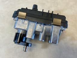 BMW BMW G30 G31 G11 G12 G05 G06 G07 5.0d M550dX GENUINE NEW Turbocharger Actuator — thumbnail 8