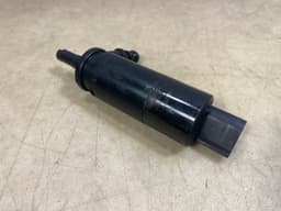 BMW Genuine BMW 1 E82 E88 Wash pumpe f head lamp cleaning device 67126973097 — thumbnail 9