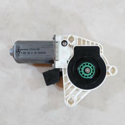 MERCEDES-BENZ Mercedes C/S-class W205 W217 W222 GENUINE Window Motor Regulator A0009066106 — thumbnail 1