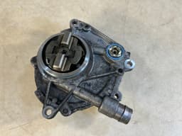PORSCHE Porsche 911 991 Genuine 3.8 Engine Vacuum Pump 9A111009006 Petrol — thumbnail 4