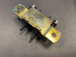 MERCEDES-BENZ Mercedes SL S G class W129 W140 W463 GENUINE Vacum Solenoid Valve A0025400697 — thumbnail 5