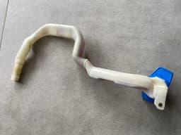 VW VW TOUAREG 7L 02-07 Screen Washer Fill Neck Pipe 7L5955463A — thumbnail 9
