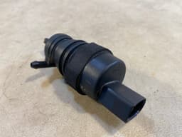 MERCEDES-BENZ Mercedes A C E G S class W168 W203 W204 W210 W463 W220 Genuine Washer Pump — thumbnail 1