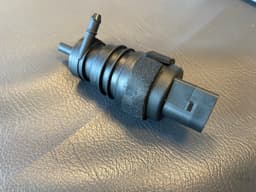 MERCEDES-BENZ Mercedes A C E G S class W168 W203 W204 W210 W463 W220 Genuine Washer Pump — thumbnail 3