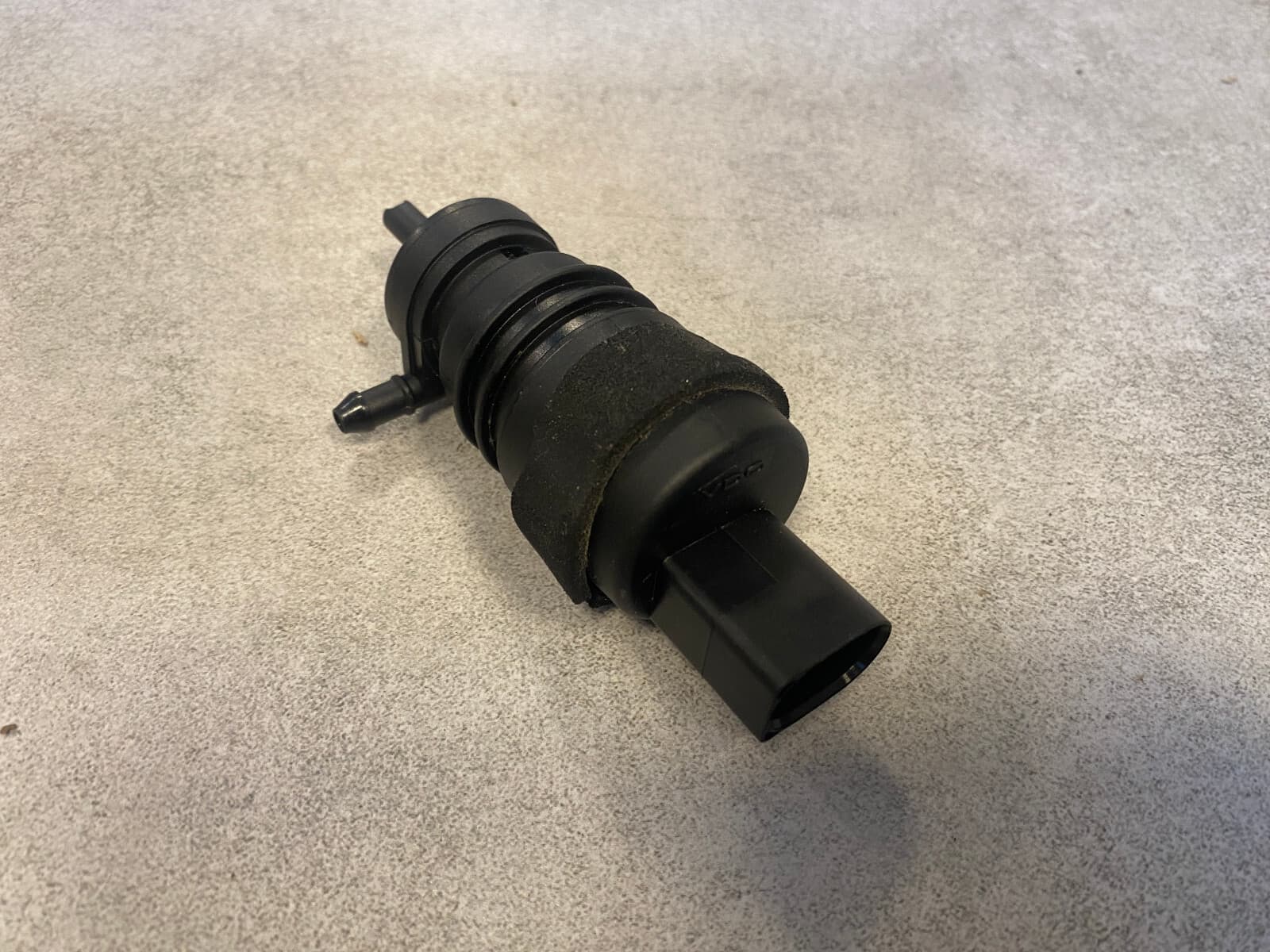 MERCEDES-BENZ Mercedes A C E G S class W168 W203 W204 W210 W463 W220 Genuine Washer Pump