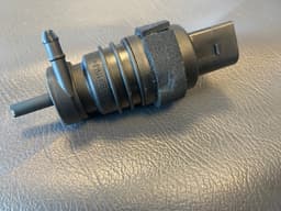 MERCEDES-BENZ Mercedes A C E G S class W168 W203 W204 W210 W463 W220 Genuine Washer Pump — thumbnail 2