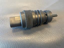MERCEDES-BENZ Mercedes A C E G S class W168 W203 W204 W210 W463 W220 Genuine Washer Pump — thumbnail 10