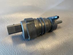 MERCEDES-BENZ Mercedes A C E G S class W168 W203 W204 W210 W463 W220 Genuine Washer Pump — thumbnail 4
