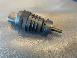 MERCEDES-BENZ Mercedes A C E G S class W168 W203 W204 W210 W463 W220 Genuine Washer Pump — thumbnail 1
