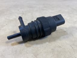 MERCEDES-BENZ Mercedes A C E G S class W168 W203 W204 W210 W463 W220 Genuine Washer Pump — thumbnail 2