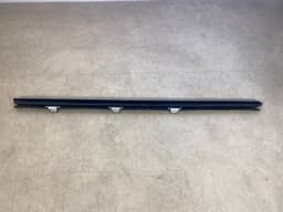BMW GENUINE BMW X5 E70 Rear Right Door Inner Weatherstrip 51357207220 — thumbnail 1