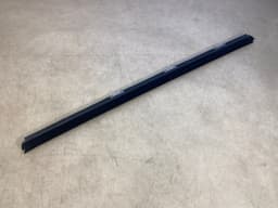 BMW GENUINE BMW X5 E70 Rear Right Door Inner Weatherstrip 51357207220 — thumbnail 4