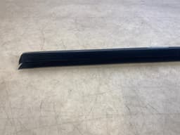 BMW GENUINE BMW X5 E70 Rear Right Door Inner Weatherstrip 51357207220 — thumbnail 10