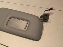 BMW BMW 6 E63 GENUINE Right Sun Visor Mirror Grey 51167073572 — thumbnail 3