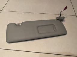 BMW BMW 6 E63 GENUINE Right Sun Visor Mirror Grey 51167073572 — thumbnail 1
