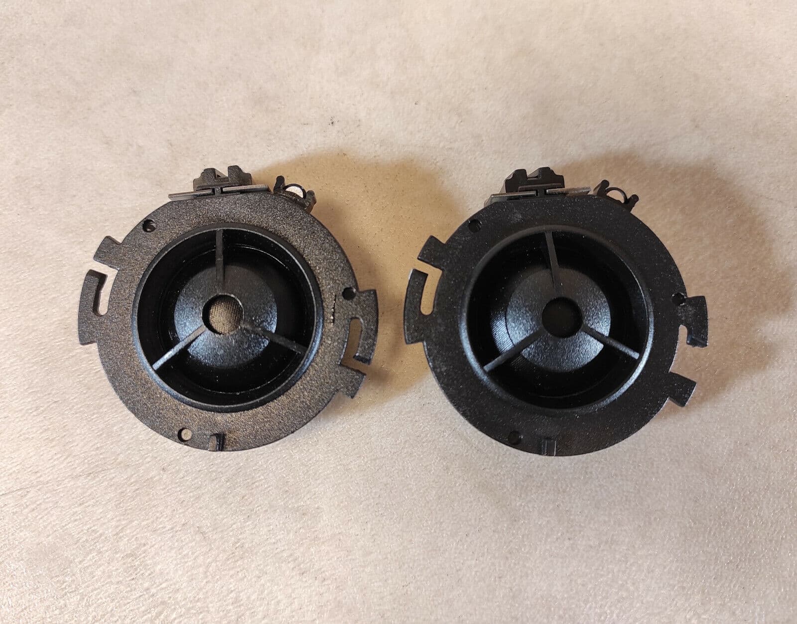 AUDI B&O AUDI A4 A5 R8 RS5 S4 S5 - REAR TWEETER SPEAKER X2, 8T0035399, 8T0 035 399