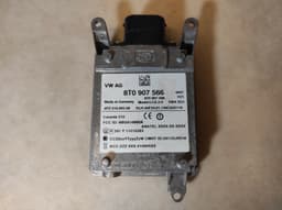 AUDI AUDI A4, A5 S5, Q5 - REAR BLIND SPOT MONITOR MODULE RADAR,8T090756 — thumbnail 2