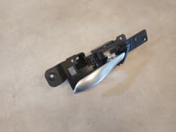 BMW Genuine BMW Hybrid X6 E71 E72 Hybrid X6 30dX Door Opener Rear Left 51229112439 — thumbnail 5