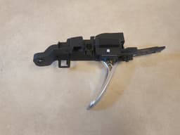 BMW Genuine BMW Hybrid X6 E71 E72 Hybrid X6 30dX Door Opener Rear Left 51229112439 — thumbnail 6