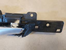 BMW Genuine BMW Hybrid X6 E71 E72 Hybrid X6 30dX Door Opener Rear Left 51229112439 — thumbnail 2
