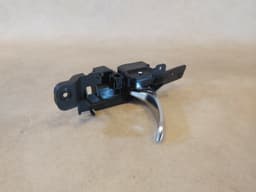 BMW Genuine BMW Hybrid X6 E71 E72 Hybrid X6 30dX Door Opener Rear Left 51229112439 — thumbnail 10