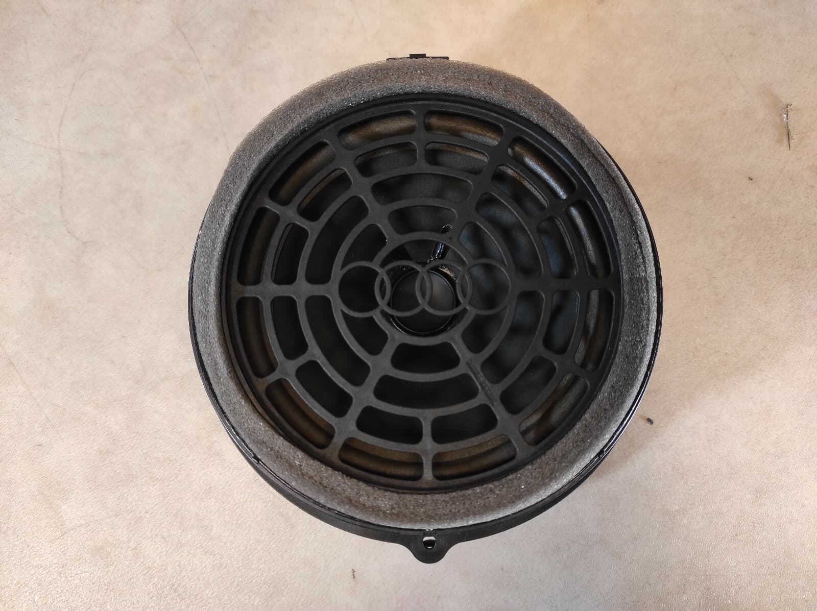 AUDI BANG&OLUFSEN AUDI A4 S4 - SOUND SYSTEM SPEAKER REAR DOOR LEFT&RIGHT , 8K0035411A