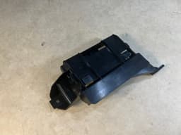 AUDI GENUINE Audi Q7 4M POWER SEAT CONTROL MODULE BRACKET 4M0907911 — thumbnail 7