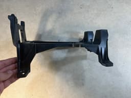 AUDI GENUINE Audi Q7 4M PLASTIC HOLDER FOR AMPLIFIER 4M0907348B — thumbnail 5