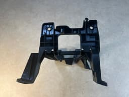 AUDI GENUINE Audi Q7 4M PLASTIC HOLDER FOR AMPLIFIER 4M0907348B — thumbnail 4