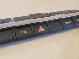 AUDI Audi A3 8V Center Console Hazard Drive Select Control Switch Panel 8V0925301BN — thumbnail 4