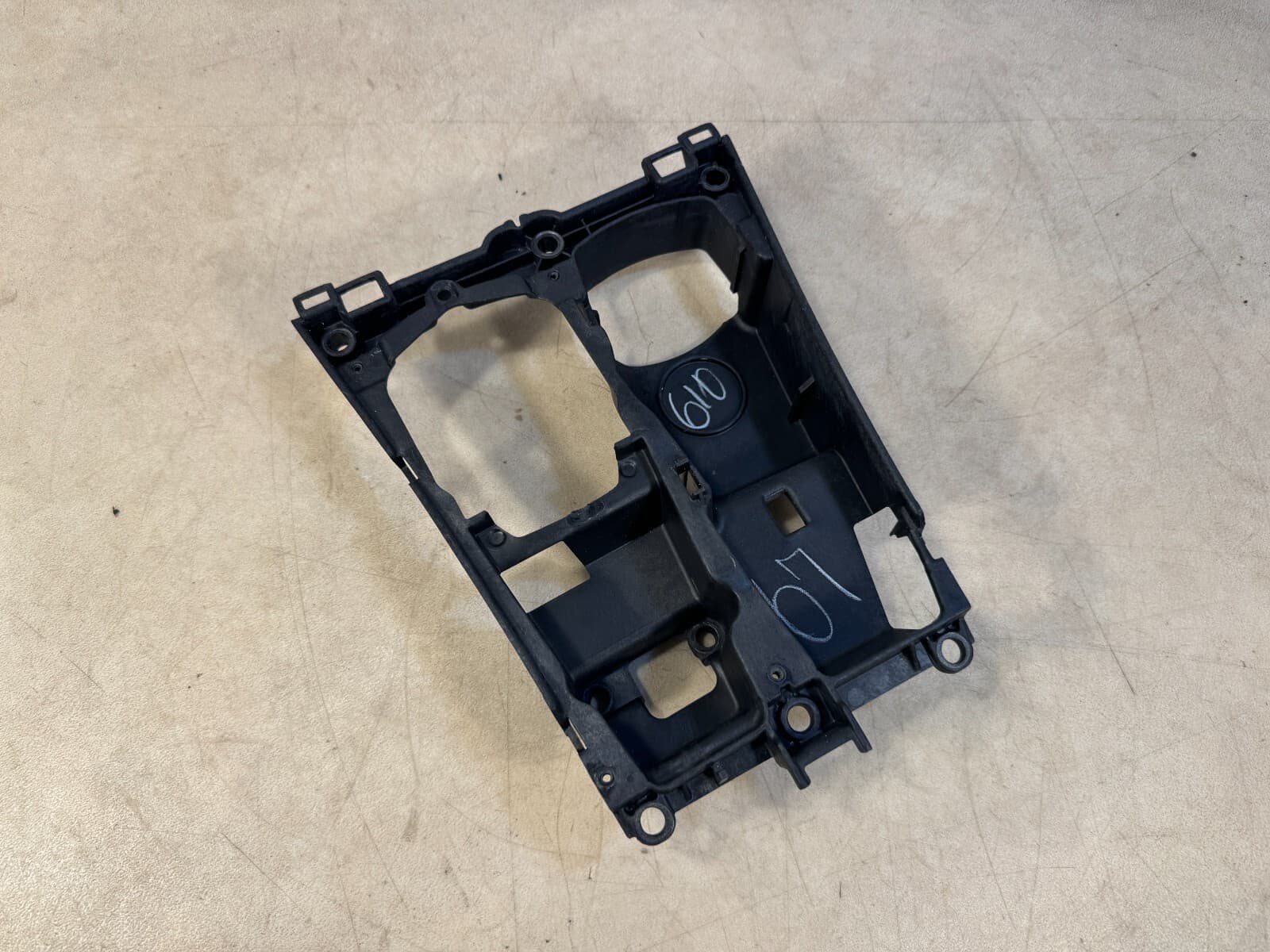 BMW GENUINE BMW X5 E70 X6 E71 Mount for gear selection switch 51169164483