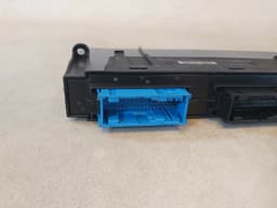 BMW BMW F07 F10 F11 F06 F12 F16 Junction Box For Electronics 3 V12 HW: 7.3.1 9267470 — thumbnail 5