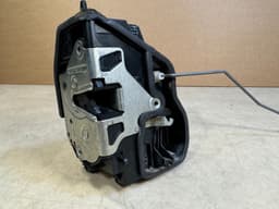 BMW BMW X5 E70 5 F10 7 F01 System latch Left Rear door lock control 51227202147 — thumbnail 3