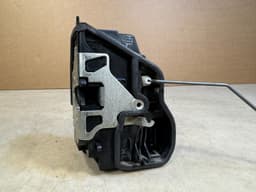 BMW BMW X5 E70 5 F10 7 F01 System latch Left Rear door lock control 51227202147 — thumbnail 4