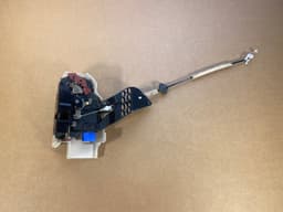 VW VW Touareg GENUINE Front Left Door Lock 7L0837867 — thumbnail 3